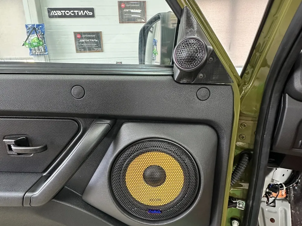 Lada Niva Bronto: фото 2 из 7 — этап работы