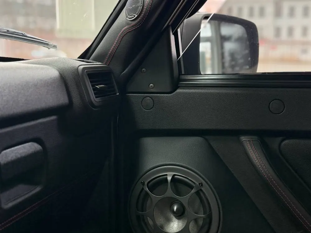 Lada Niva Sport: фото 2 из 8 — этап работы