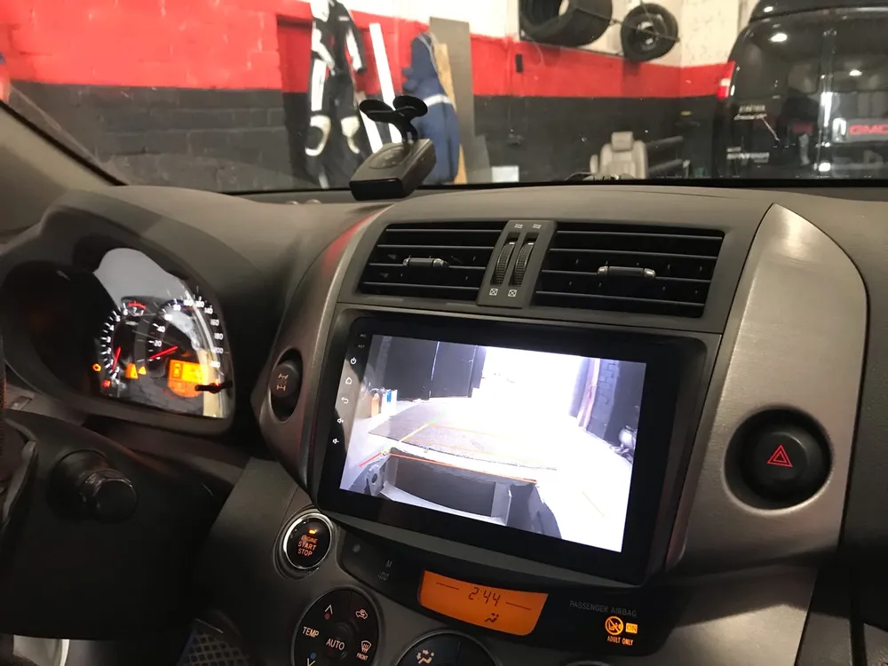 Toyota RAV4: фото 3 из 3 — этап работы